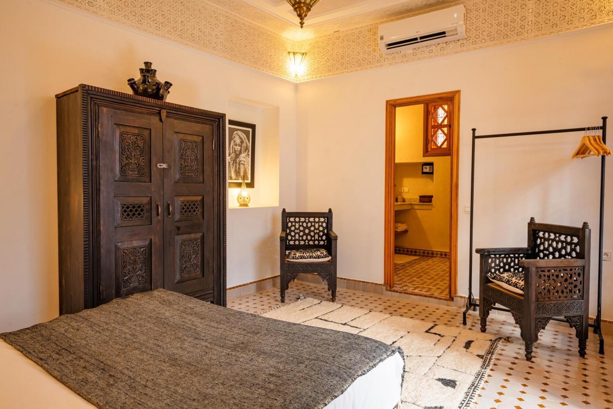 Riad The D'Orient - Piscine Privee - Petit Dejeuner مراكش المظهر الخارجي الصورة